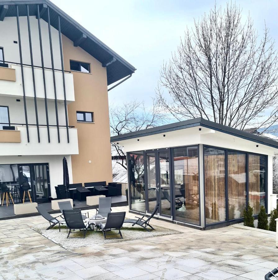 Velvet Home ヴァトラ・ドルネイ エクステリア 写真
